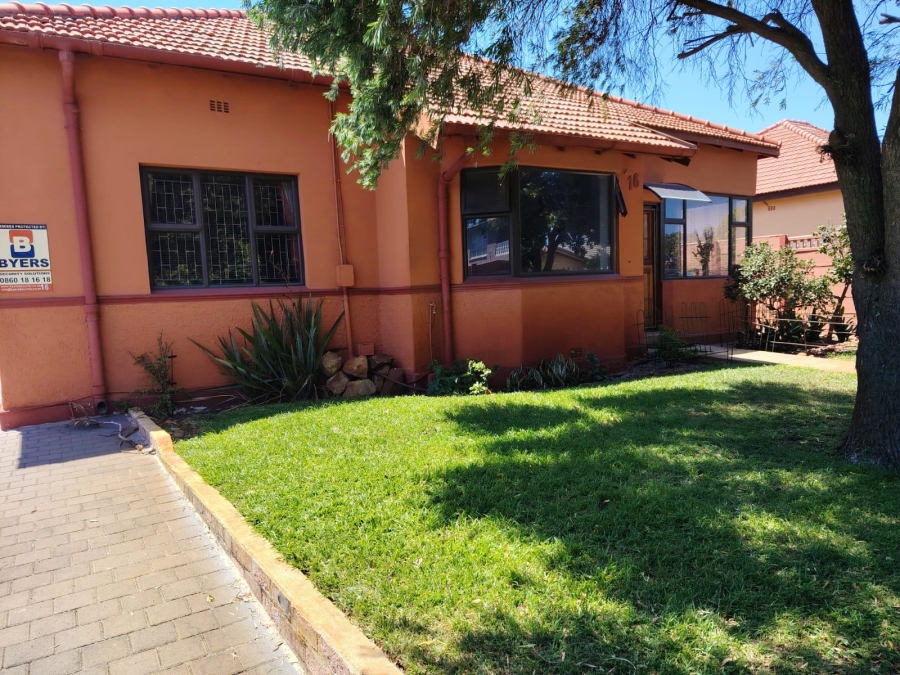 5 Bedroom Property for Sale in Glenlilly Western Cape